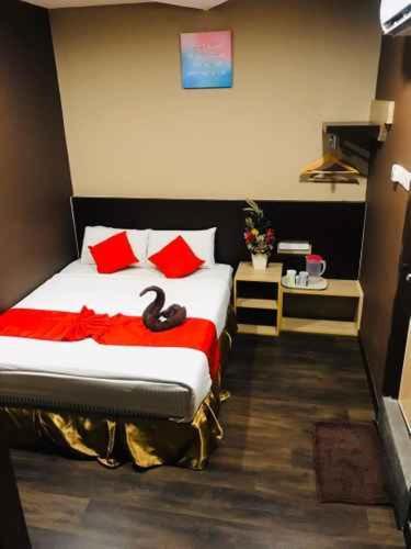 Highway Times Inn Hotel Ipoh Bagian luar foto